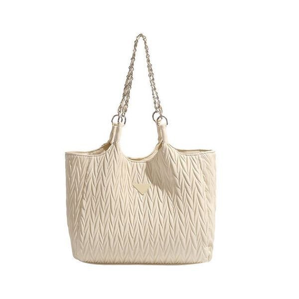 This Year's Popular Bags for Women Large Capacity 2023 New Fashion Style Chain Shoulder Bag Pleated Commuter Tote Bag